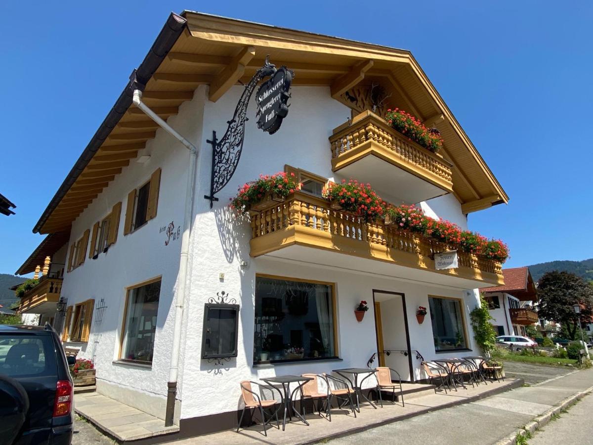Gaestehaus U Ferienwohnungen Veronika Incl Fruehstuecksbuffet Und Koenigscard Mit 200 Kostenlosen Attraktionen Унтераммергау Экстерьер фото